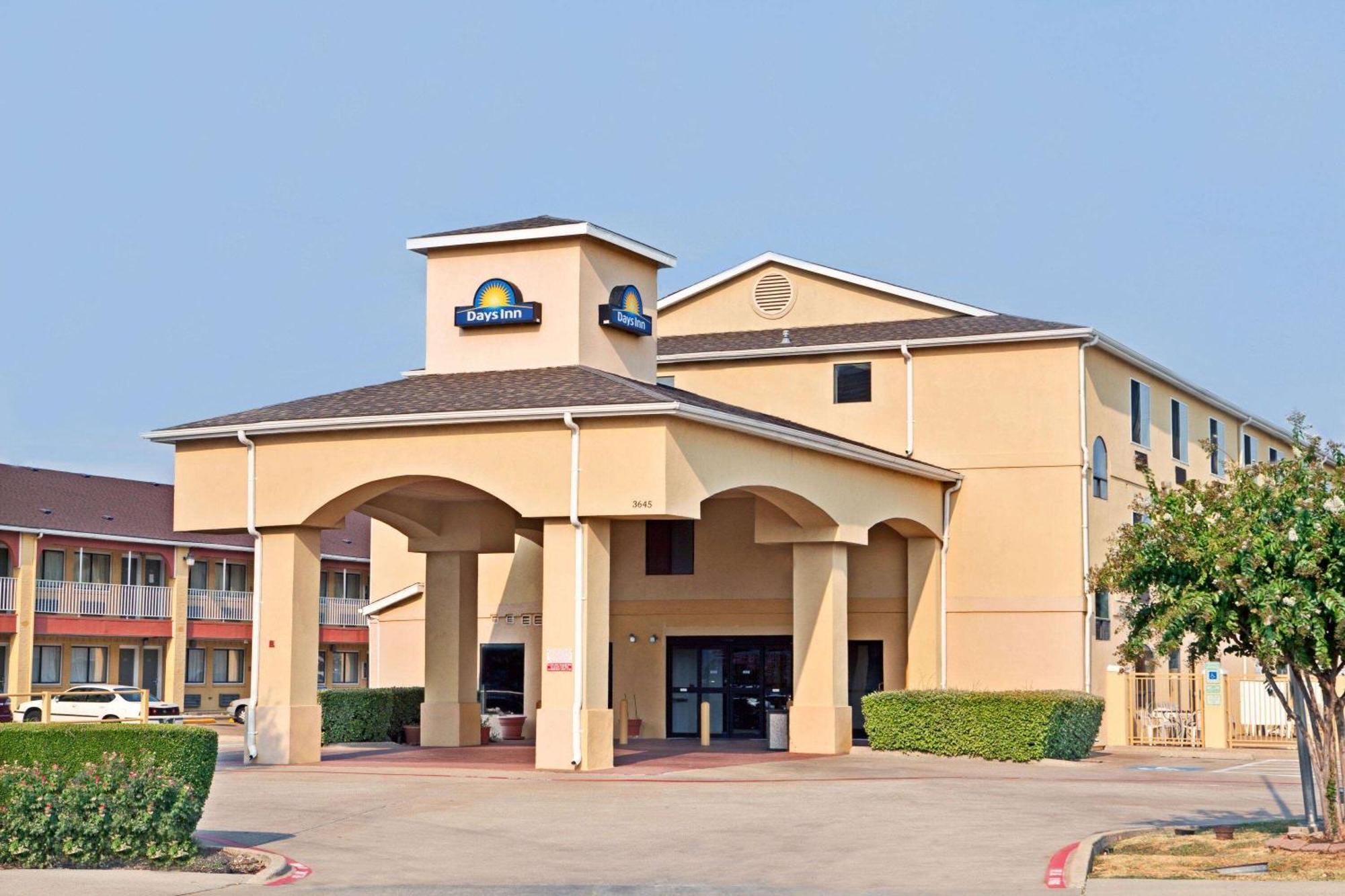 Days Inn By Wyndham Dallas Garland West Eksteriør billede